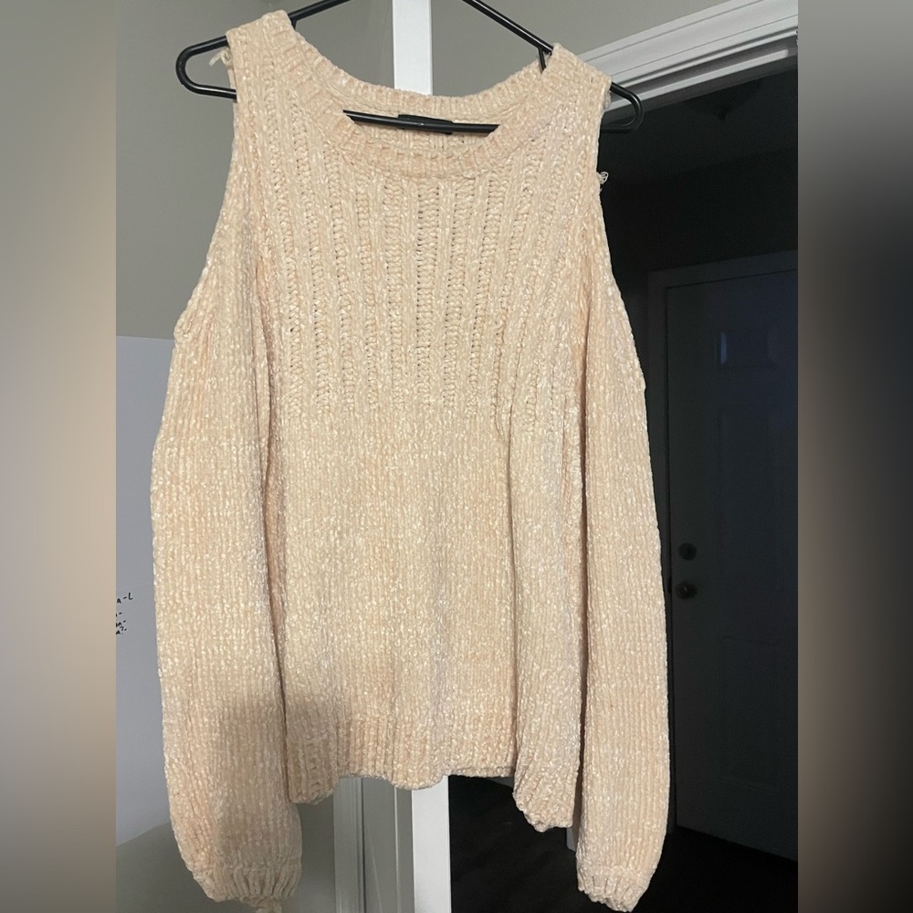 Cream Sweater with Cozy Knit Texture